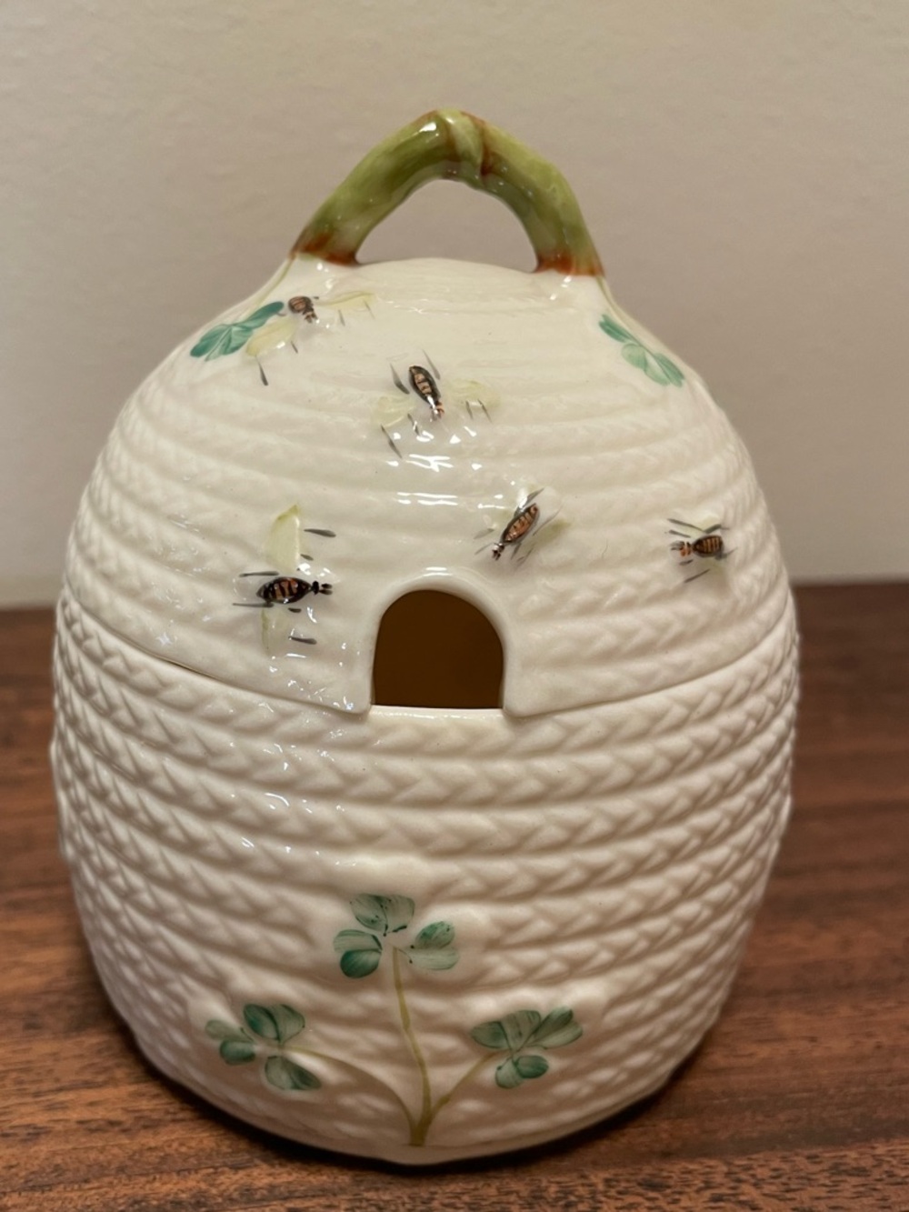 Belleek Shamrock Honey Pot Herringbone 6th Mark